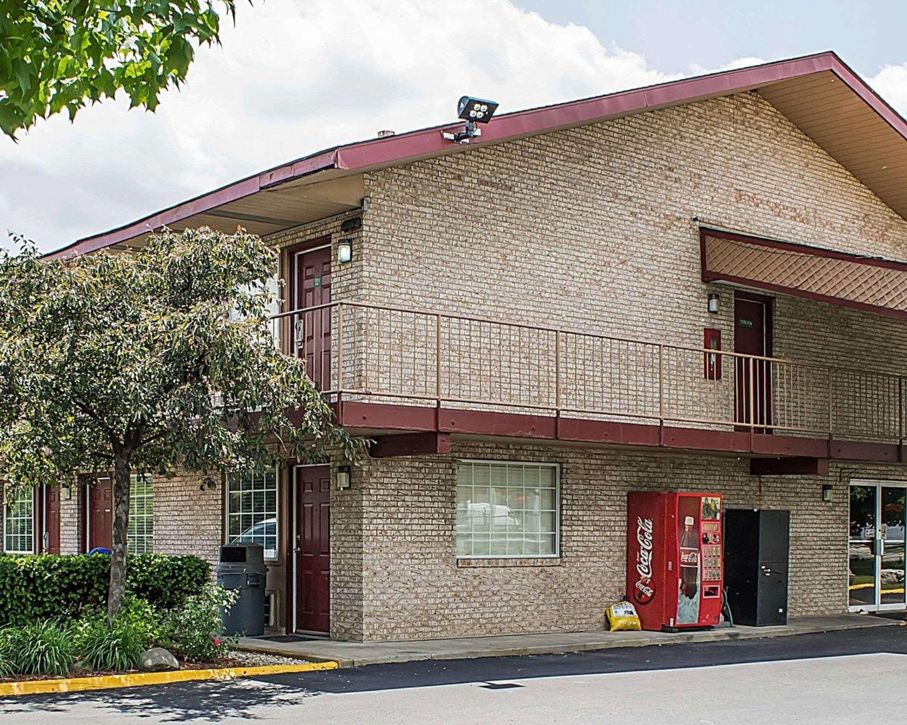 Econo Lodge Колумбус Екстер'єр фото