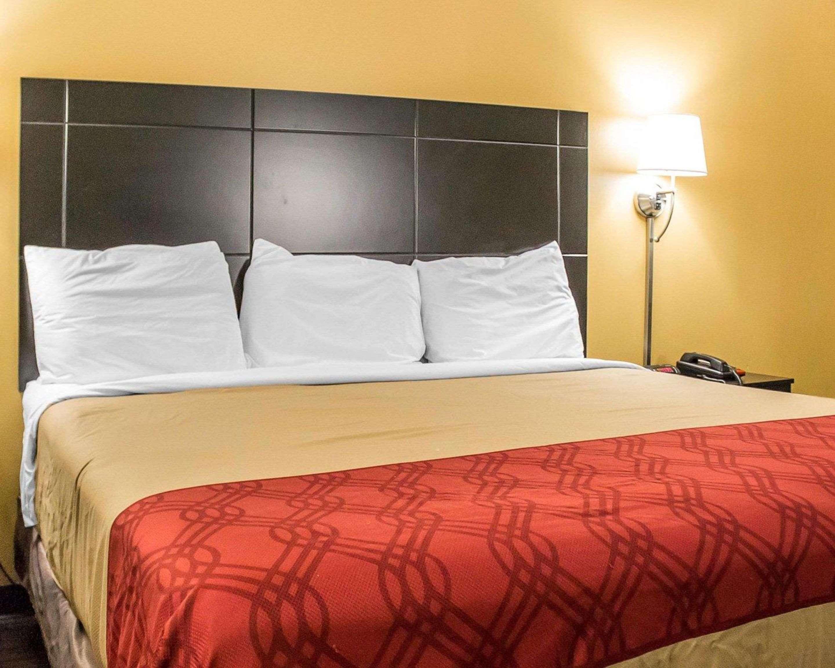 Econo Lodge Колумбус Екстер'єр фото