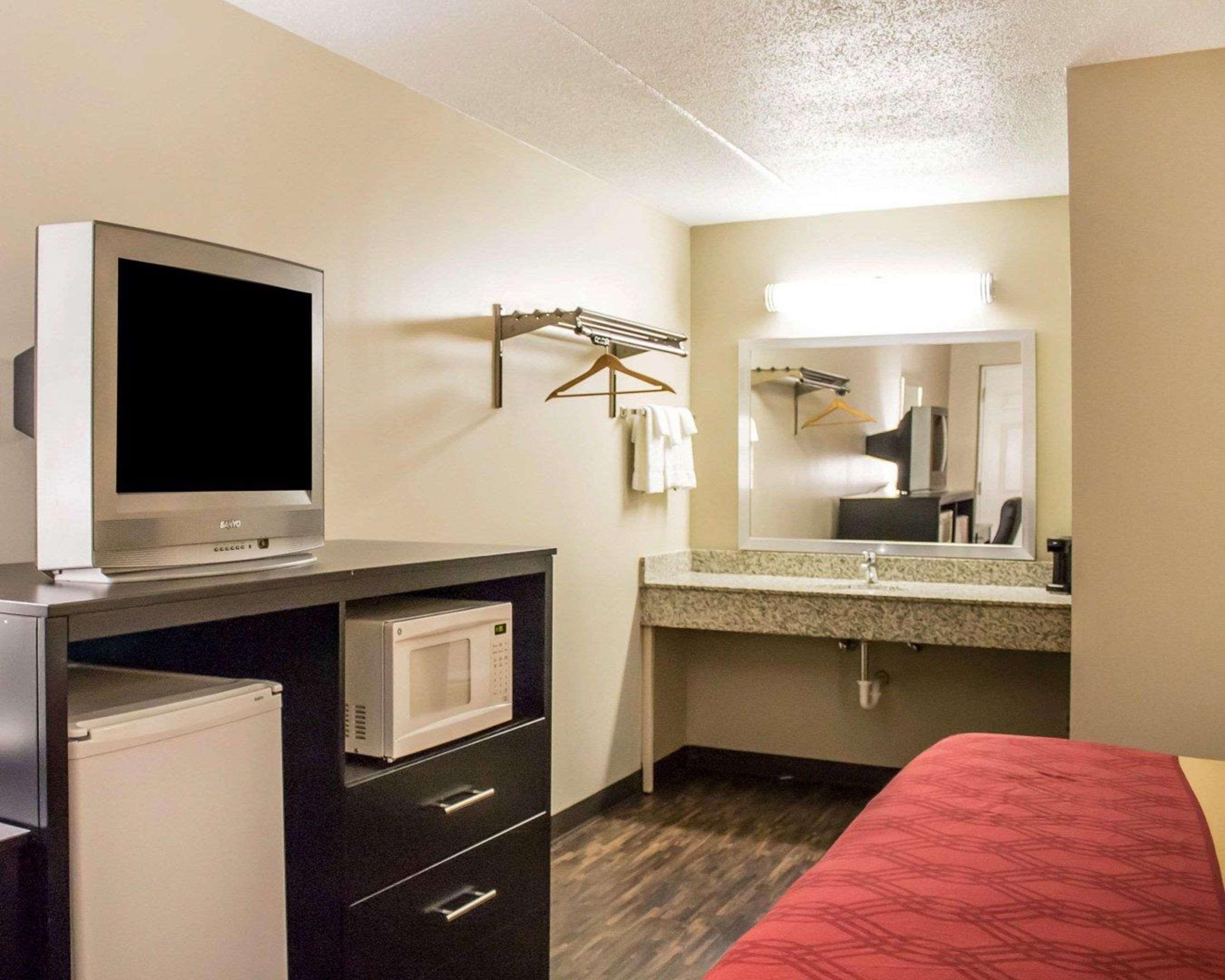 Econo Lodge Колумбус Екстер'єр фото